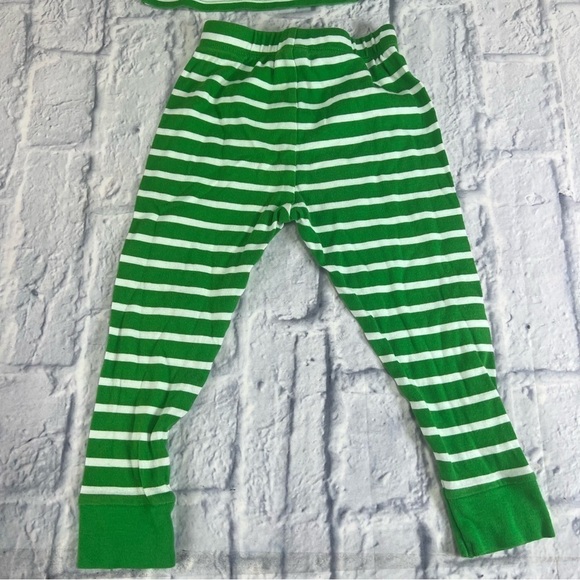 Green striped matching pajamas size 3T - Picture 5 of 7